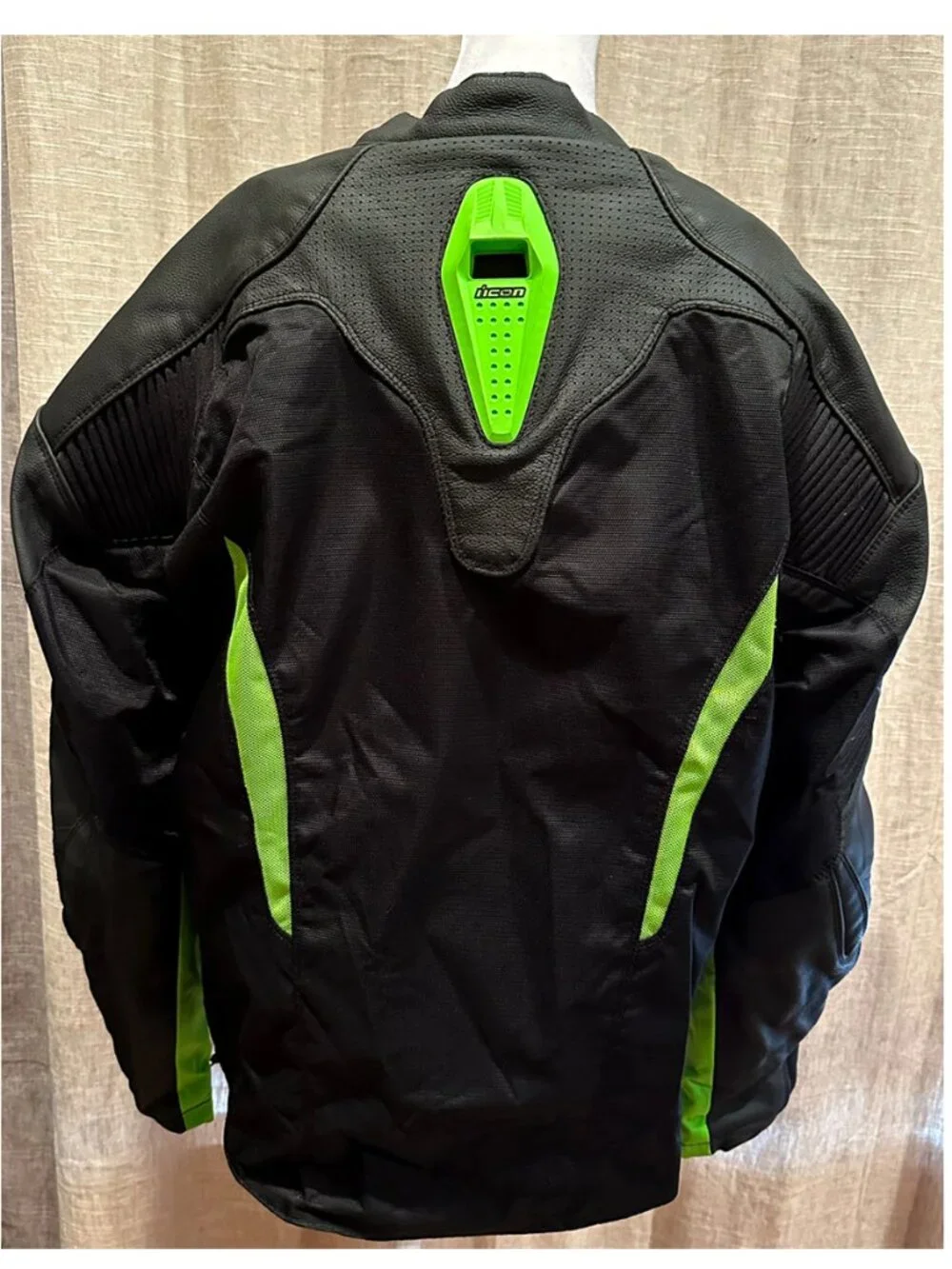 Icon Sanctuary D3O Leather Motorcycle Jacket Men's M Black Green Armor EUC